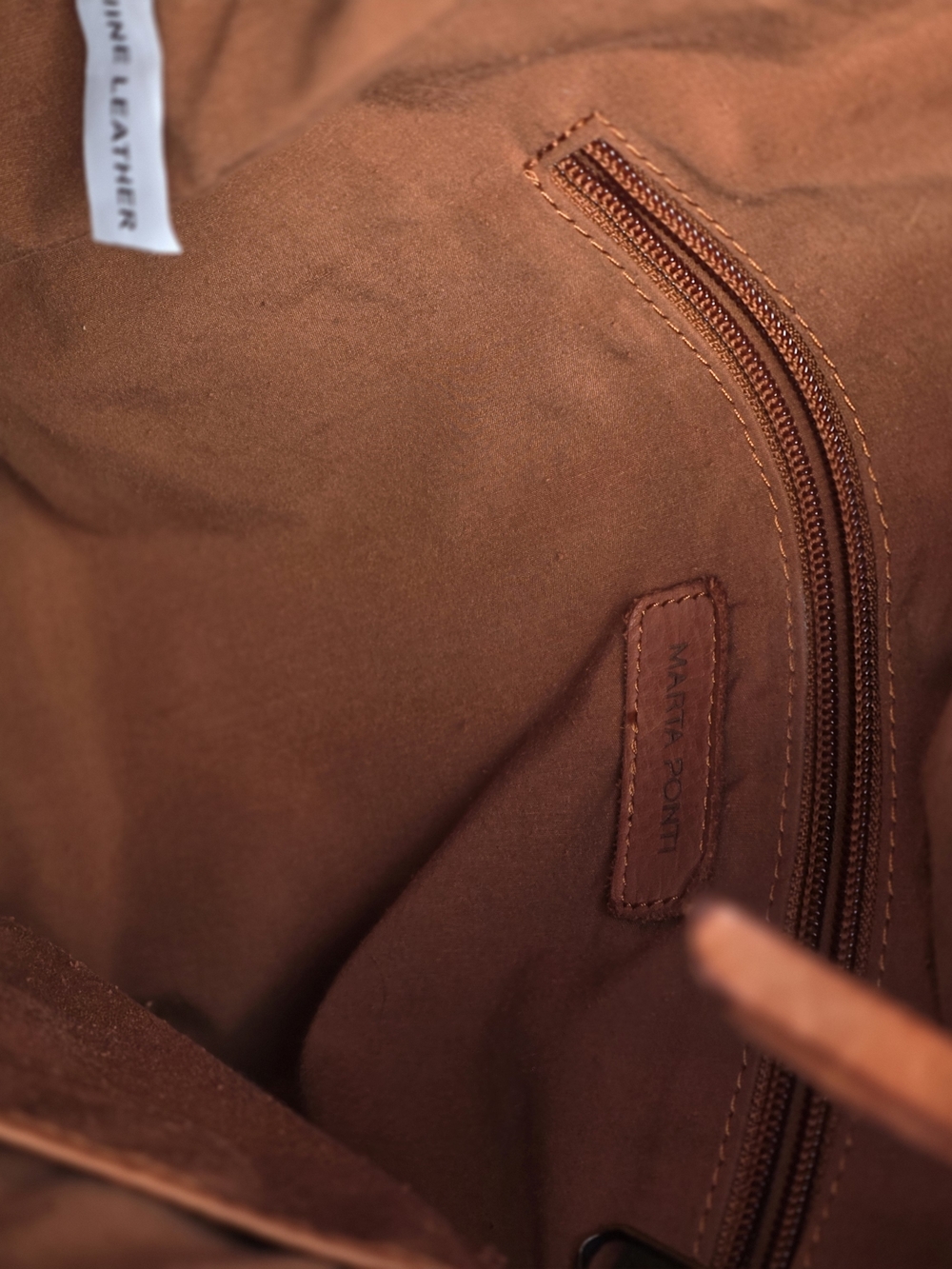 Women's Marta Ponti Leather Hobo Bag in Cognac. BRAND NEW! - Picture 6 of 7